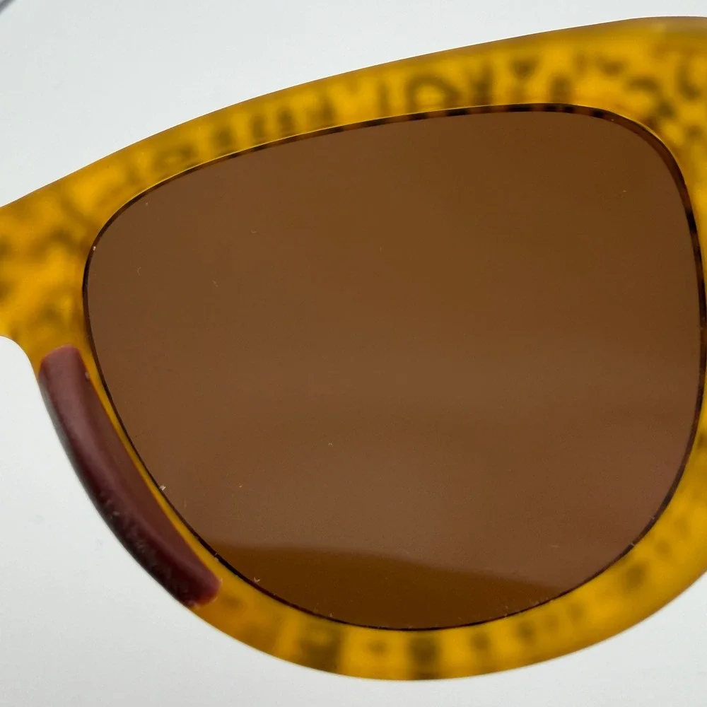 Goodr Runway Sunglasses Its Not A Cheetah Yellow Leopard Print Brown Lens